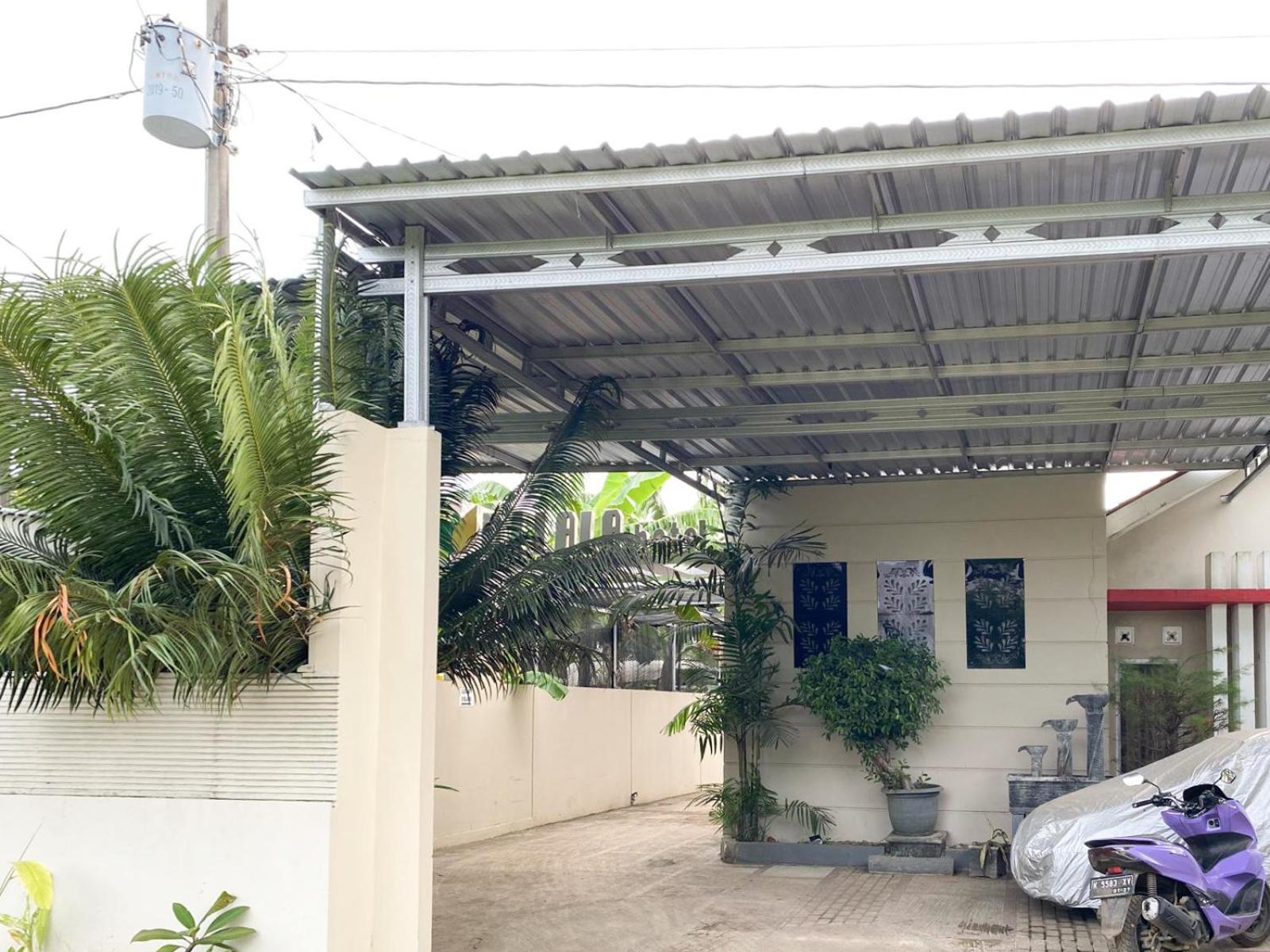 Reddoorz Near Pantai Idola Banyutowo Hotel D'Llala Pati Dış mekan fotoğraf